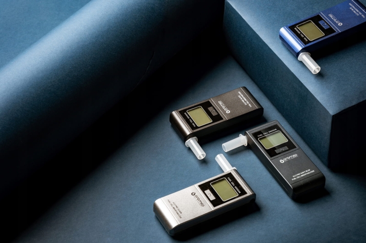 Alkomat tester trzeźwości OROMED X12 PRO
