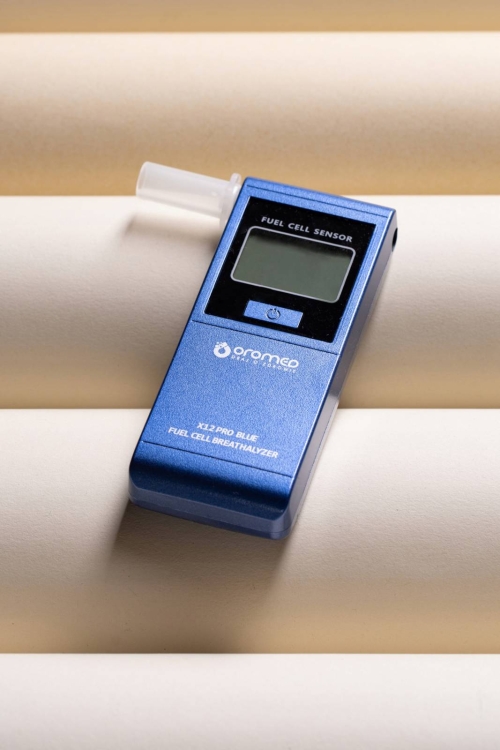 Alkomat tester trzeźwości OROMED X12 PRO