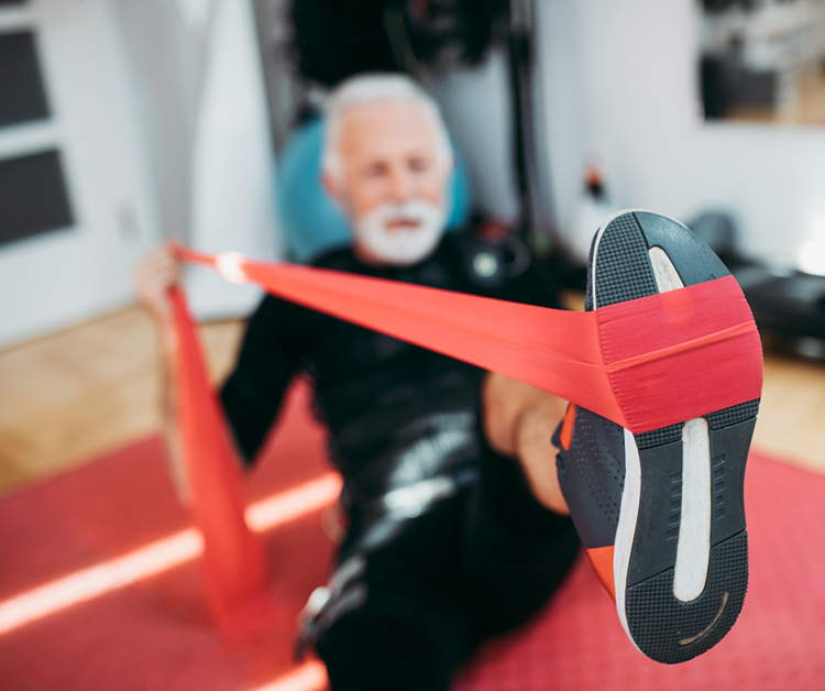 Taśma do ćwiczeń yellowFLAT Band TPE, czerwona. Opór 2-4 kg