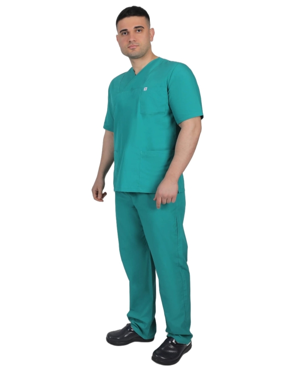 Męskie spodnie medyczne w kolorze zielonym.