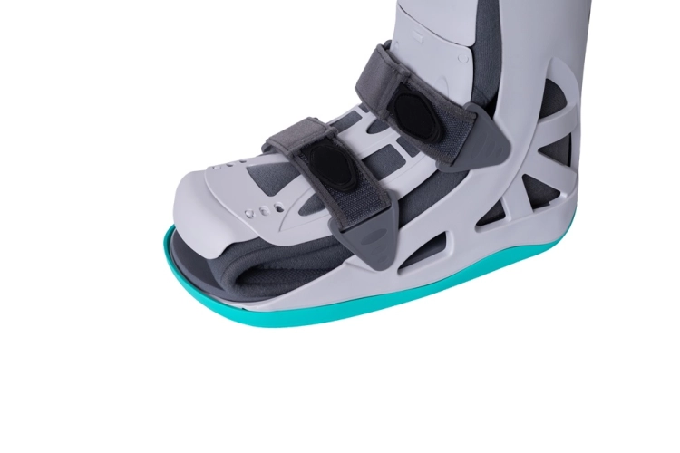 Orteza stopowo-goleniowa "AIR WALKER DUOSHELL" SHORT
