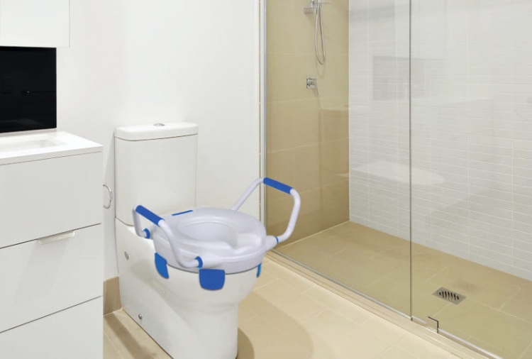 Nasadka podwyższająca sedes CLIPPER IV Herdegen